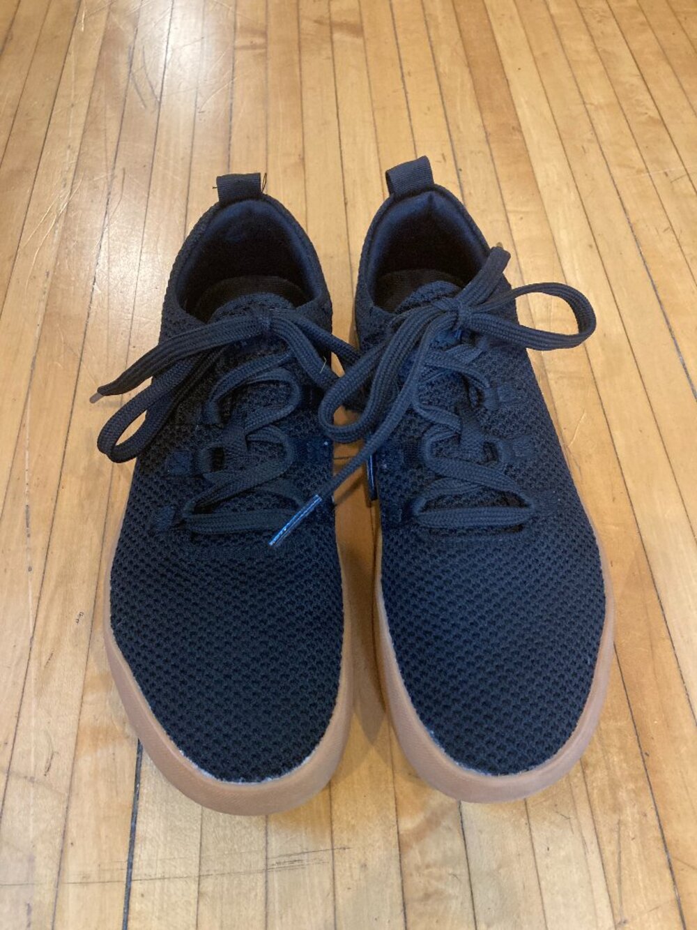 NOBULL Outwork black with gum soles